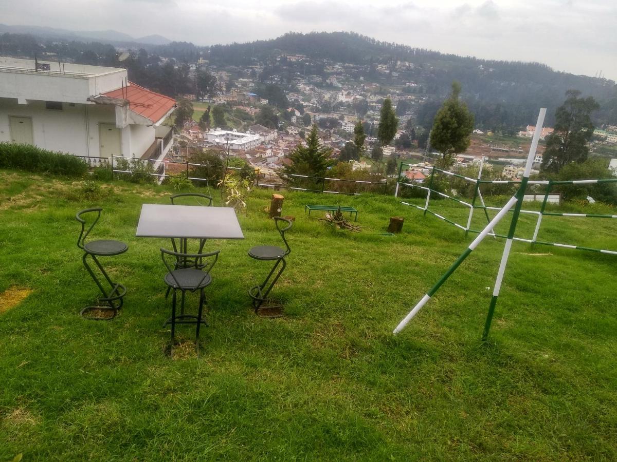 Berry Hills Resort Ooty Exterior foto