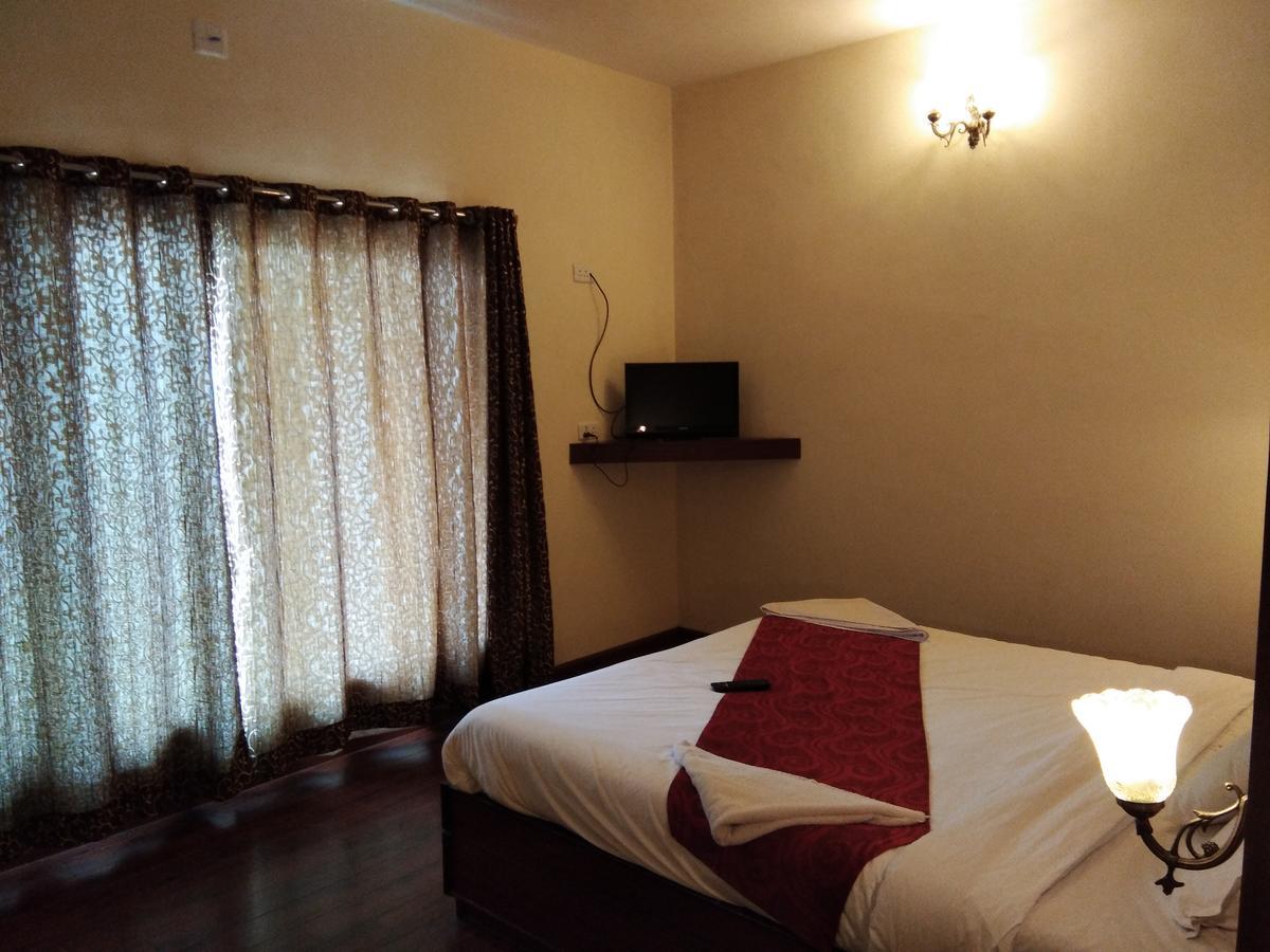 Berry Hills Resort Ooty Exterior foto