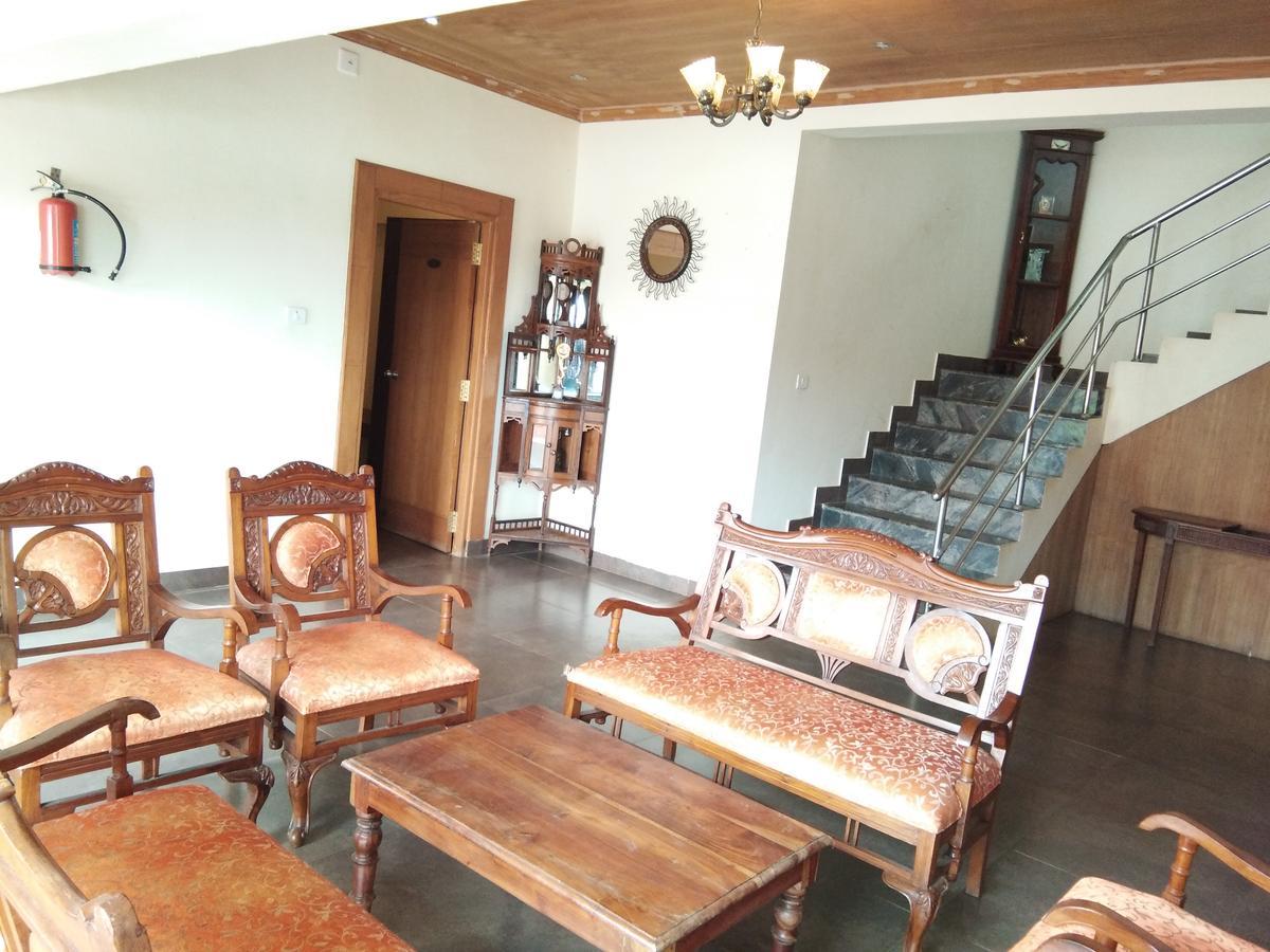 Berry Hills Resort Ooty Exterior foto